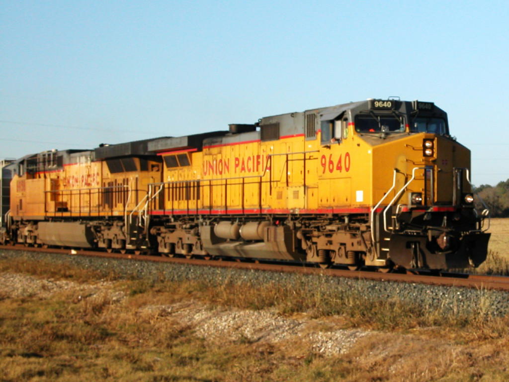 UP 9640  13Dec2012  NB with cement approaching McCarty Lane 